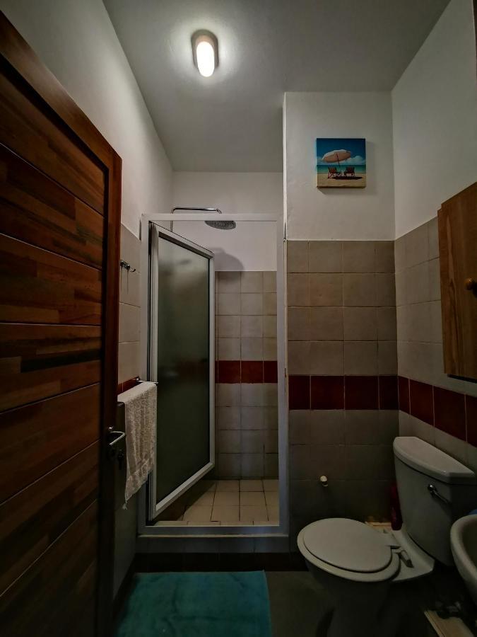 Oceanside Licenced Tourist Residence Flic-en-Flacq Zewnętrze zdjęcie